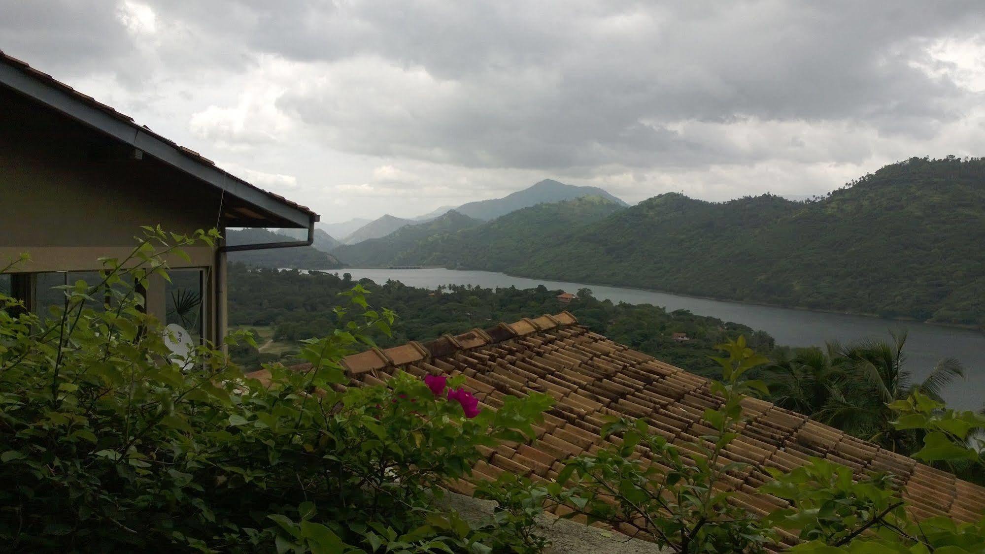 Albatross Boutique Villa Kandy Exterior photo